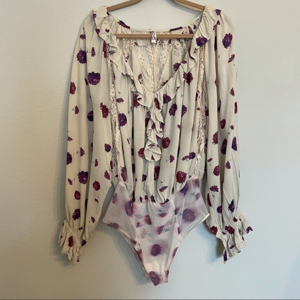 NWOT Free People Poppy Printed Bodysuit - Picture 3 of 13